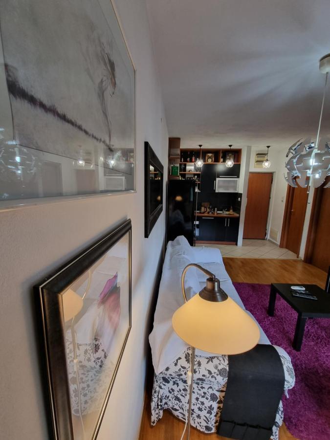 One Bedroom Centre Apartment Podgorica Ngoại thất bức ảnh
